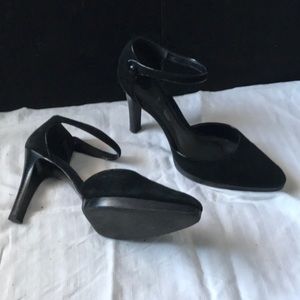 Ralph Lauren classic strappy heels